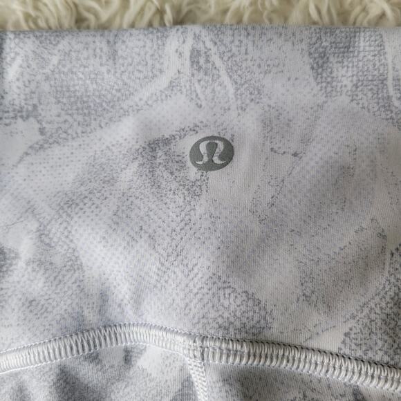 Lululemon Train Times 7/8 Pant 25" Size 2 - Picture 9 of 9